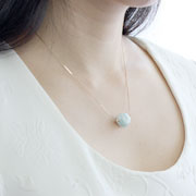 Noble Sweet Braceletのストーン位置を変えることで好みのデザインでお楽しみいただけます。